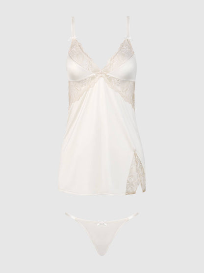 DELILAH EMBROIDERED WIRELESS BABYDOLL SLIP