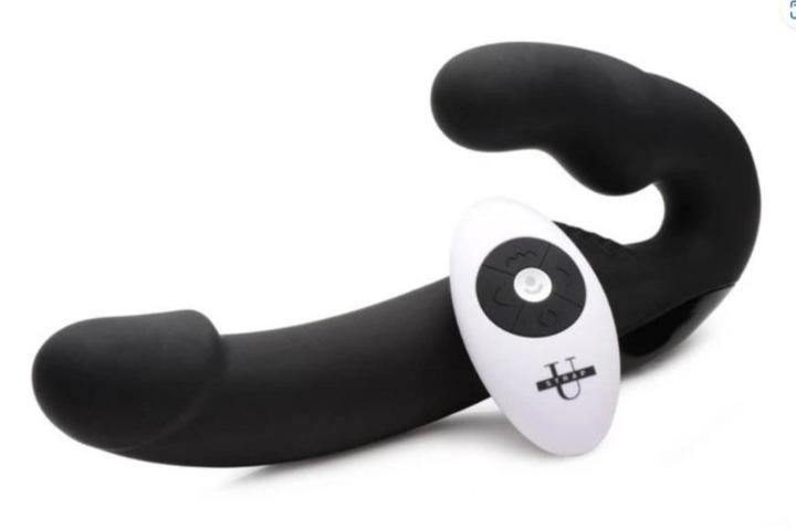 Cloud 9 Lingerie | Adult Toys in Corpus Christi | 8X STRAPLESS STRAP-ON WITH REMOTE CONTROL