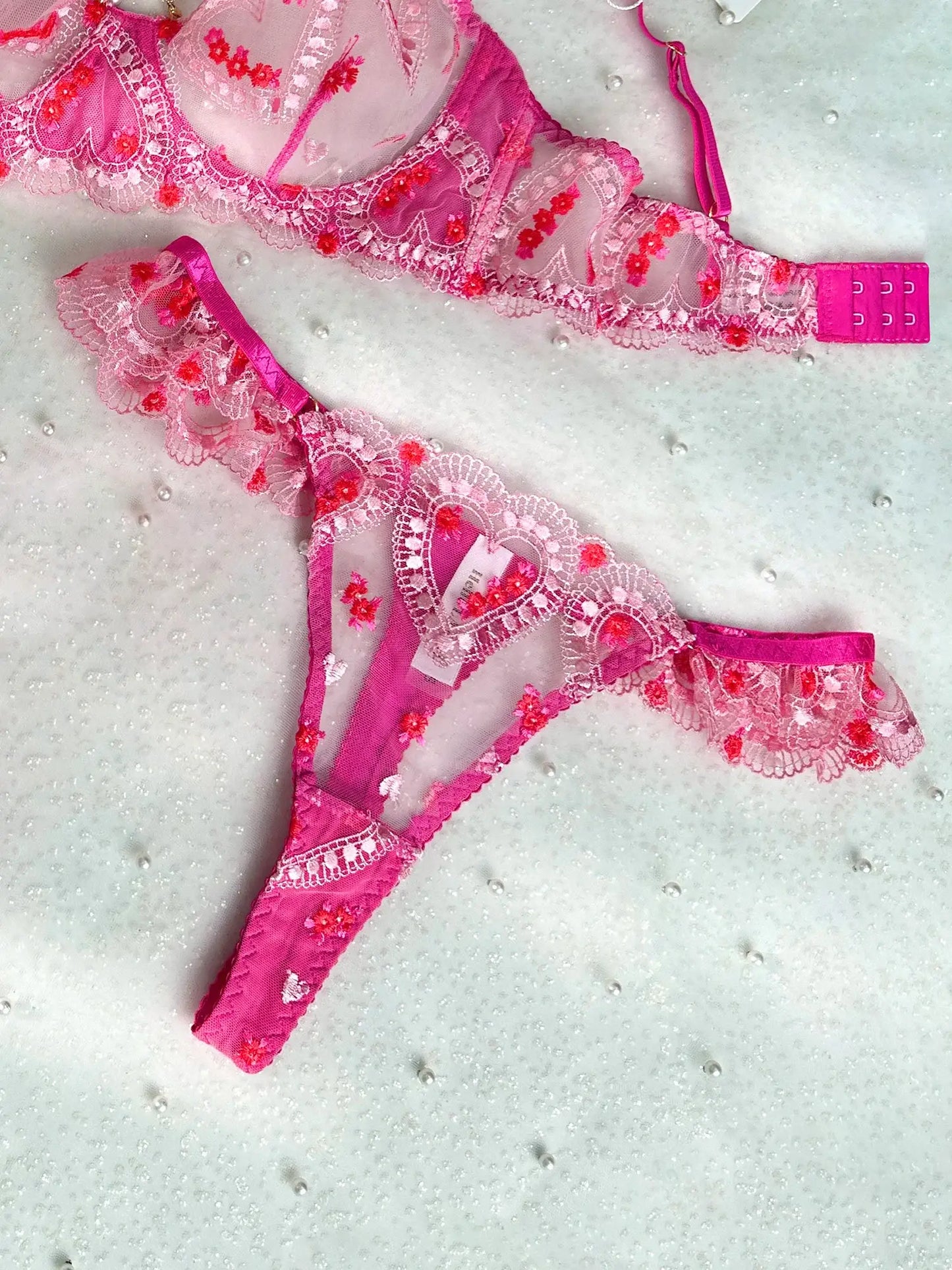 Gabrielle Love Chain Lingerie Set